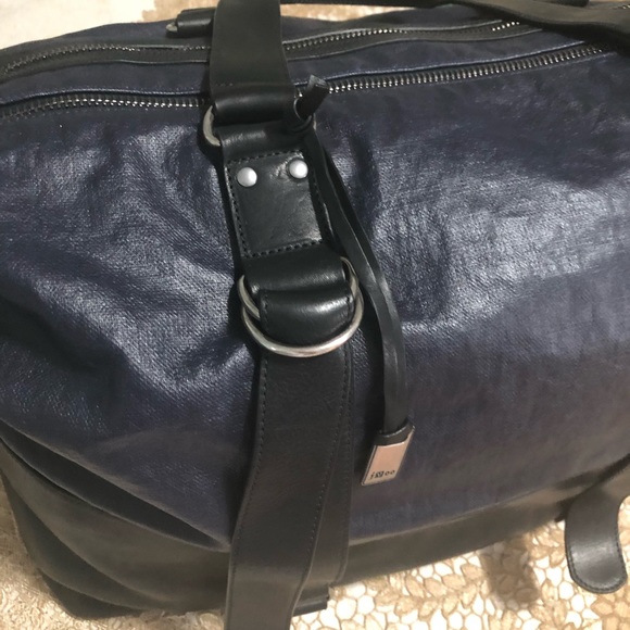 JOHN VARVATOS NAVY LEATHER DUFFEL BAG - Picture 8 of 8